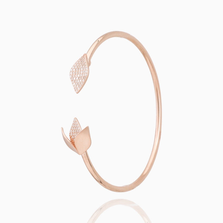 Ladies Kada - 3 petal flower